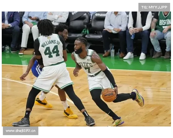 NBA东部决赛赛程:5月22日G1开打,绿军拥有系列赛主场优势 NBA东部决赛赛程:5月22日G1开打,绿军拥有系列赛主场优势